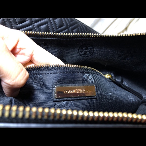 [Sold] Tory Burch Fleming Tote - Picture 5 of 6